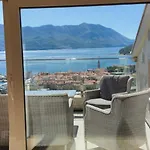 The Old Town Viewpoint Apartments